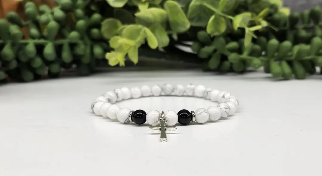 White Howlite & Black Obsidian with Cross 6mm