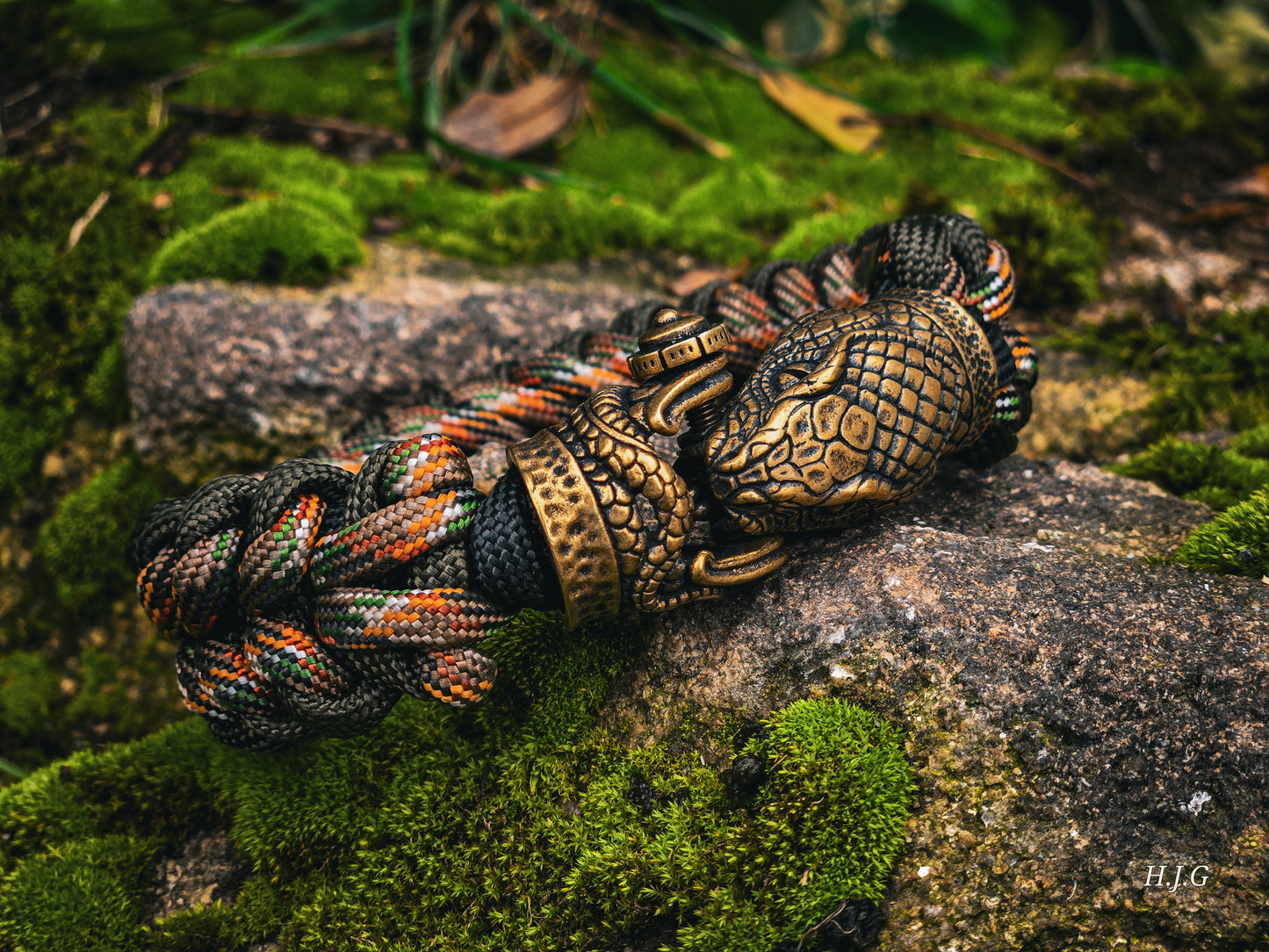 Paracord 550 with Serpent Clasp